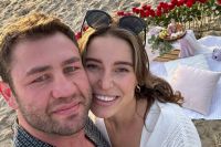 Девушку ван Хирдена задержали в России за финансовую помощь ВСУ