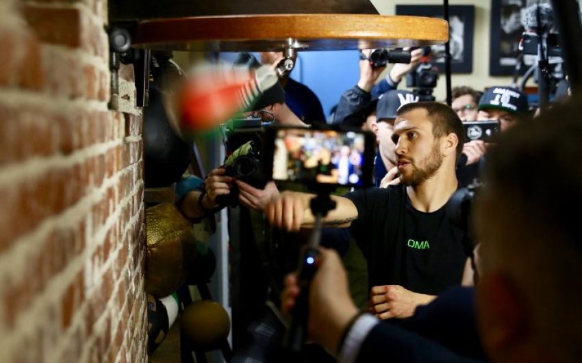 Василий Ломаченко провел открытую тренировку в Голливуде