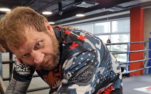 Дмитрий Кудряшов - о претензиях Емельяненко: "Я с большим уважением сказал, что Александру не к бою нужно готовиться, а следить за своим здоровьем"