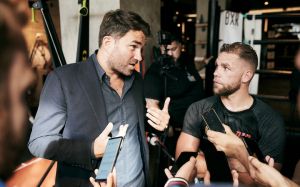 Эдди Хирн ответил на опасения Сондерса, поставившего под сомнение судейство в бою с Канело