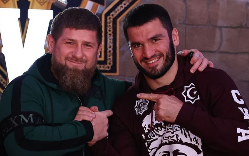 Артур Бетербиев ответил на негодование украинцев из-за его слов о Кадырове после победы над Смитом: "Не понравилось - что делать?"