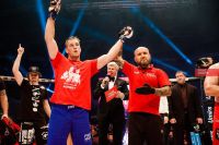 Fight Nights Global 79: Виктор Пешта "задушил" Алексея Кудина