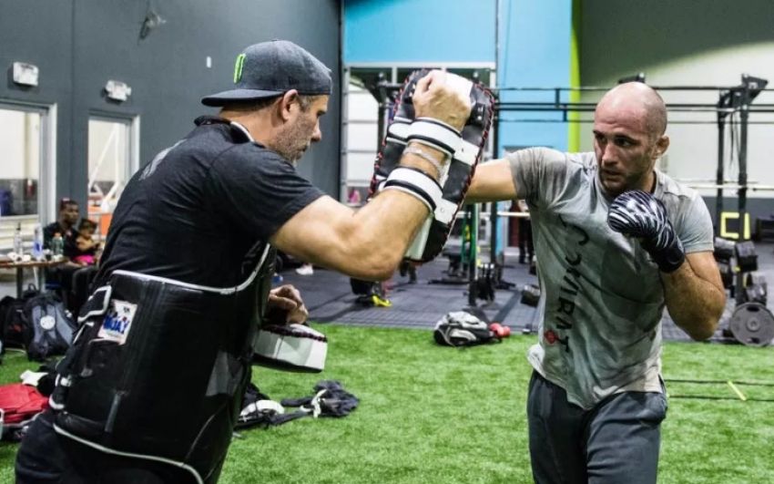 Волкан Оздемир продолжает подготовку к следующему бою в UFC