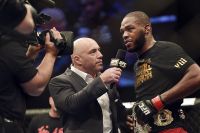 Джо Роган: "Перенос турнира UFC 232 произошел из-за тупости комиссии штата Невада"