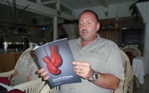 Экс-тренер Пакьяо: Варгас не опасен для Мэнни