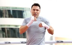 49-летний Оскар Де Ла Хойя показал внушительную форму: видео