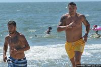 Ломаченко и Усик провели необычную тренировку на пляже