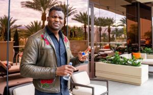 Фрэнсис Нганну рассказал, кого считает лучшим ударником в UFC
