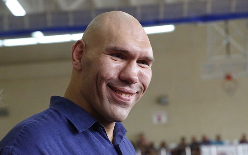 Николай Валуев будет комментировать бой Александра Поветкина и Хьюи Фьюри
