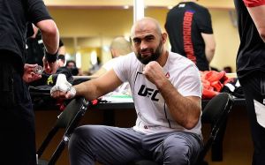Шамиль Абдурахимов проведет следующий бой в UFC в мае