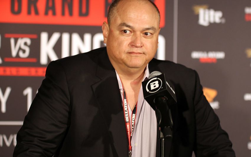 Президент Bellator готов подписать контракт с Джейком Полом