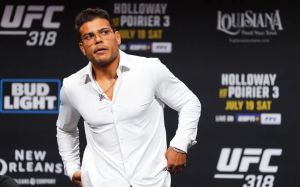 Пауло Коста отказался от боя с Брунно Ферейрой на UFC 326
