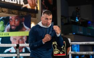 Александр Гвоздик отреагировал на слухи о его поединке за полутитул