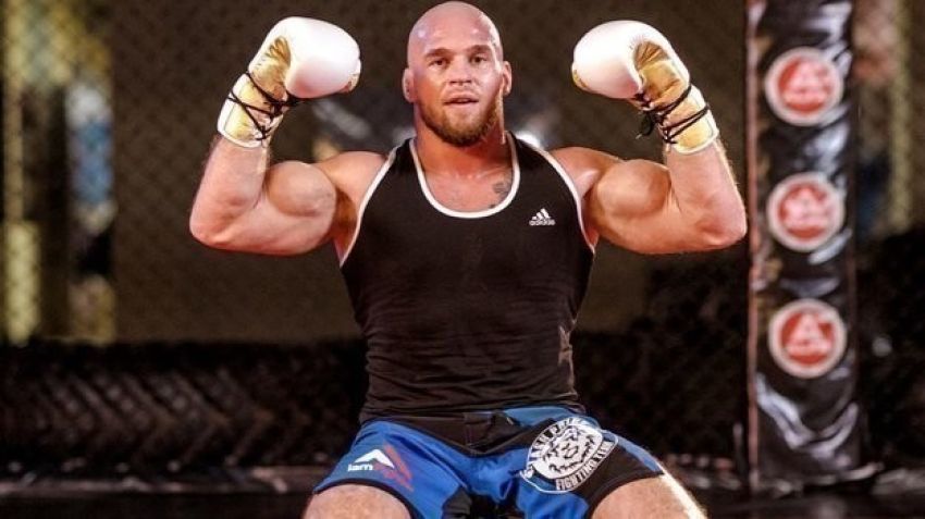Резников: "Кто угодно может попасть в UFC из Казахстана"