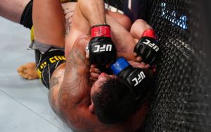 Видео боя Брайан Барберена - Рафаэль Дос Аньос UFC on ESPN 42