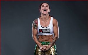 Кристиана Джустино выступит в главном бою шоу UFC Fight Night 95