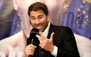 Эдди Хирн объяснил, почему в PBC допустили ошибку, сделав ставку на бой Тим Цзю – Кит Турман