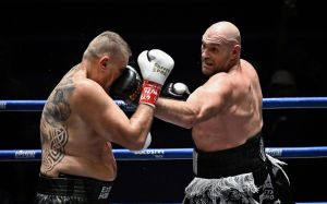 Александр Усик отреагировал на победу Фьюри над Вахом