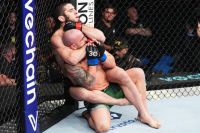 "Это крепкий орешек": Махачев высказался о Волкановски после боя на UFC 284