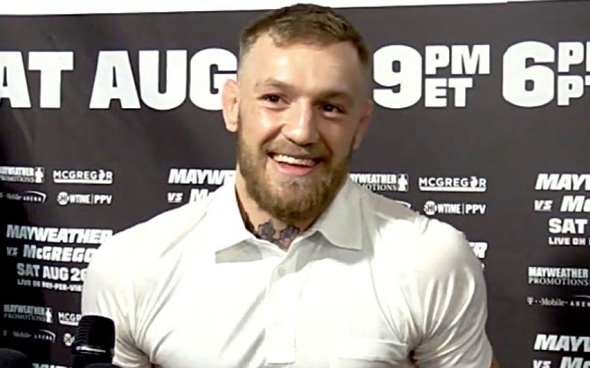 Конор МакГрегор объяснил свое поведение на турнире Bellator 187, правда потом удалил пост