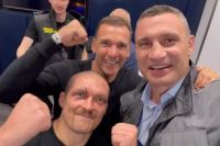 Виталий Кличко обратился к Усику перед реваншем с Джошуа: "Победа будет за нами"