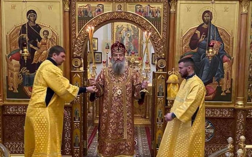 Ломаченко стал пономарем и участвовал в богослужении на Святой Земле