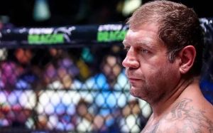 Александр Емельяненко объяснил, почему согласился подраться с Марсио Сантосом