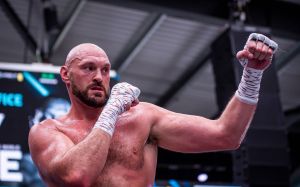 Дэвид Хэй назвал единственного супертяжеловеса, способного победить Фьюри