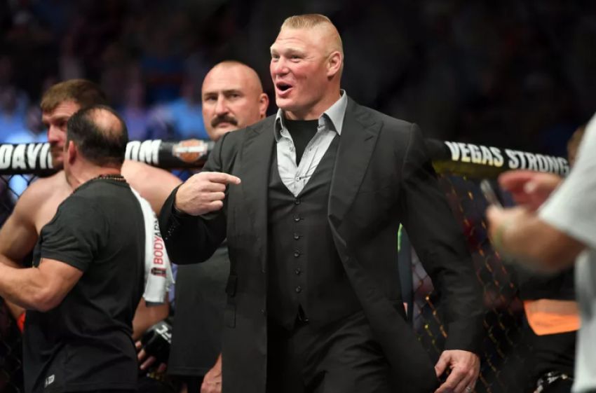 Брок Леснар вернулся в WWE, но по-прежнему надеется выступить в UFC