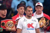 Боксер Ковалев пожертвует гонорар от боя с Чилембой семье скончавшегося Симакова 