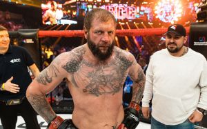 Боксер Дмитрий Кудряшов взвесил шансы Александра Емельяненко в Bare Knuckle FC