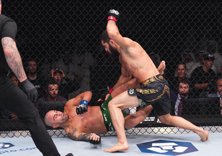 Алекс Волкановски прокомментировал поражение в реванше с Исламом Махачевым на UFC 294