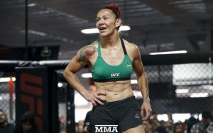 Крис "Сайборг" простила Дану Уайта, надеясь подписать новый контракт с UFC 