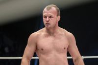 Александр Шлеменко сообщил, что ведет переговоры с UFC