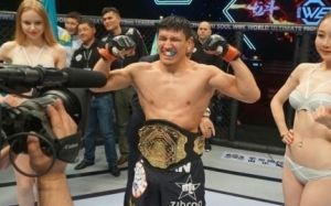 Куат Хамитов: «Джейкобс выиграл по раундам. Головкину надо уходить из бокса» 