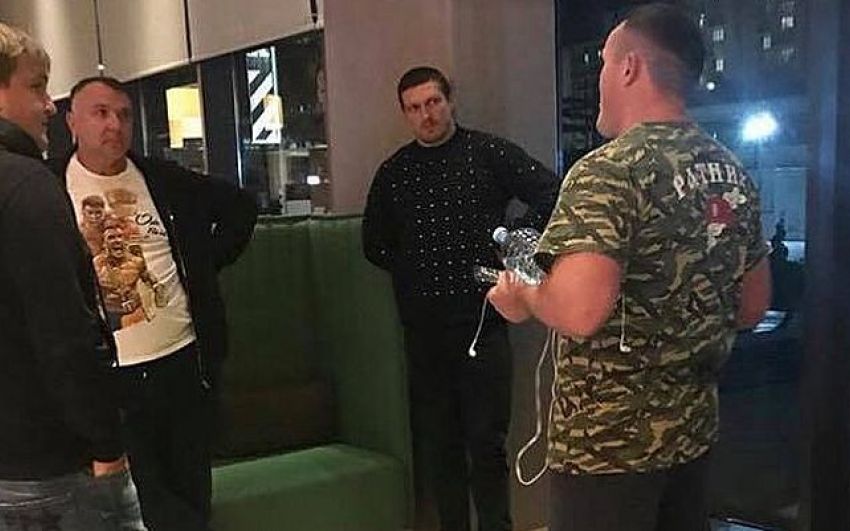 Усик в Лондоне встретился с Лебедевым