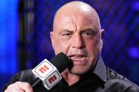 Джо Роган: "Бойцы, которые дерутся не в UFC, тратят карьеры впустую"
