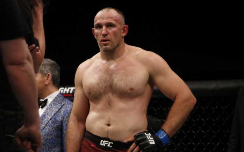 Алексей Олейник прокомментировал свое исключение из рейтинга тяжелого веса UFC
