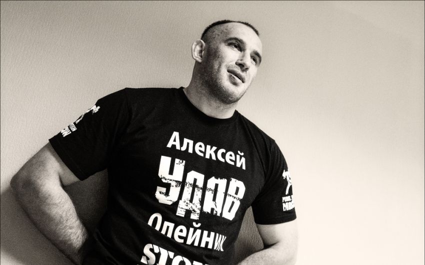 Алексей Олейник: «По новому контракту с UFC осталось четыре боя»