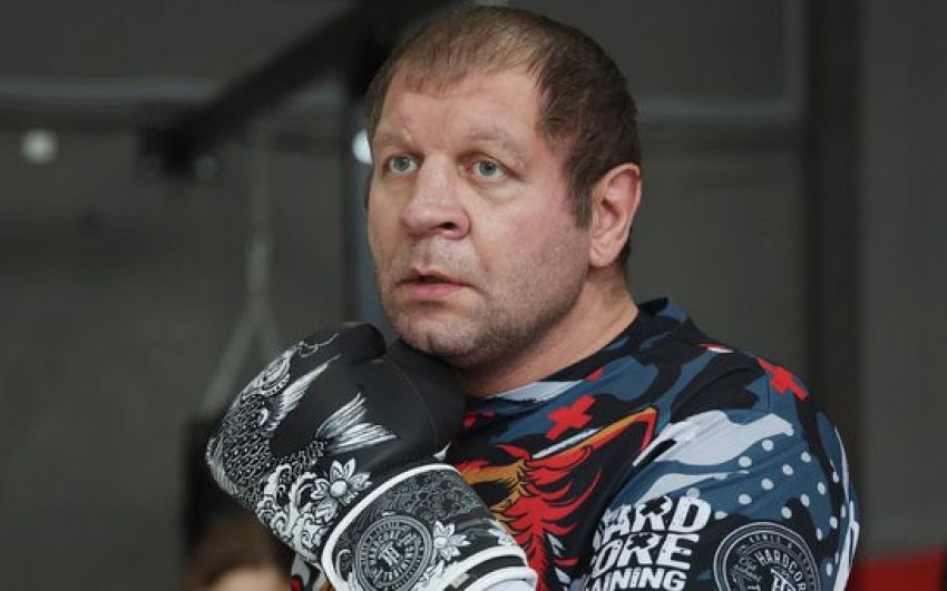 Александра Емельяненко увезли из Москвы для "приведения в спортивную форму"