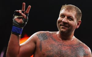 Александр Емельяненко обратился к болельщикам перед боем с Сантосом