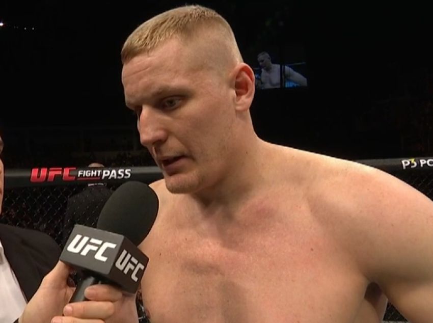 Сергей Павлович нокаутировал Марсело Голма на турнире UFC Fight Night 149