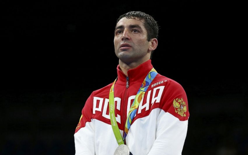 Алоян сразится за титул WBC Silver с никарагуанцем Солано