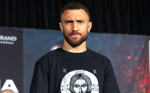 Крис Алгиери рассказал, каких действий ожидает от Василия Ломаченко в бою с Девином Хэйни
