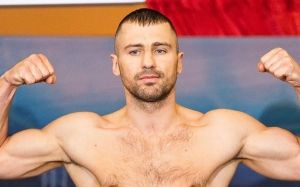 Александр Гвоздик рассказал о следующем бое: "Готовлюсь против неизвестно кого – живого, но больного"