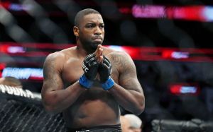 Уолт Харрис снялся с боя против Алистара Оверима на турнире UFC on ESPN 7