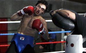 Чавес-старший: Все хотят увидеть бой моего сына против Канело