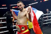 Новый соперник Мурата Гассиева считает его лучшим боксером планеты