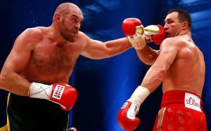 Александр Красюк назвал причину поражения Кличко от Фьюри: "Он бы выиграл у него девять раз из десяти"