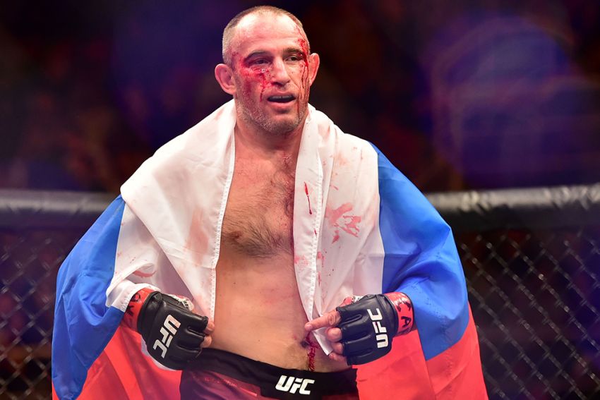 Алексей Олейник поставил под сомнение свое участие в третьем турнире UFC в России